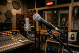 Shure SM58 完整使用指南：夾 band、busking、PA 擴聲，點用先發揮最大效果？